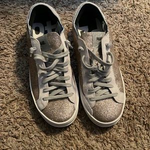 P448 gold glitter sneaker. Women’s size 39